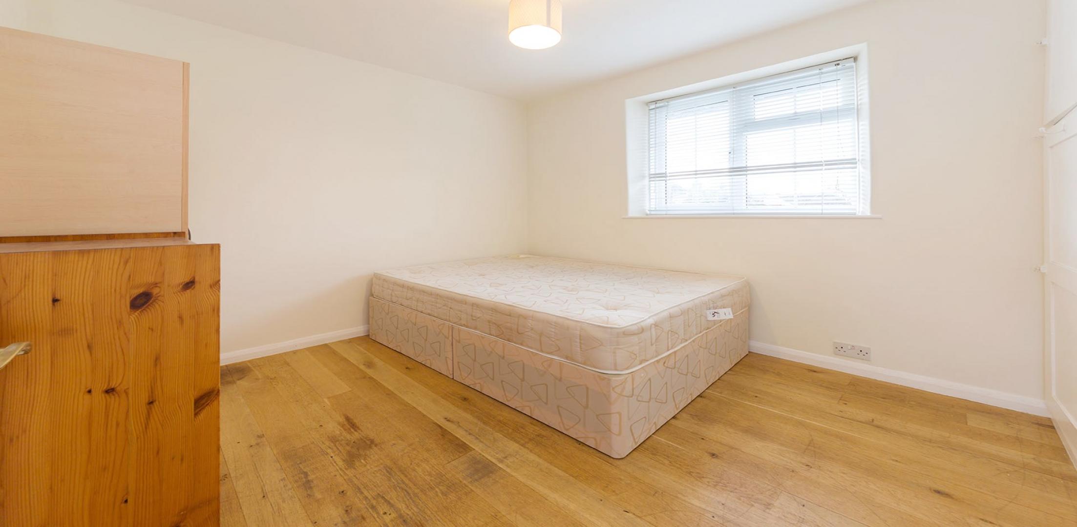Stunning Semi-Detached House Chatsworth road, Willesden Green